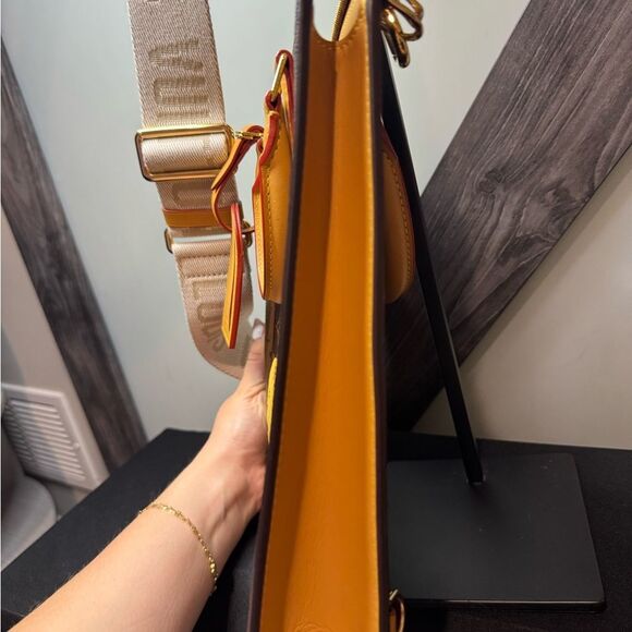 Limited Edition! LOUIS VUITTON NIGO Reverse Monogram Stripe Sac Plat - Picture 6 of 8